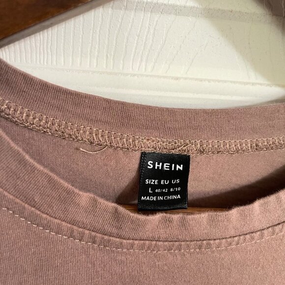 Shein Womens Brown Cursive Freedom Graphic Short Sleeve Semi Crop Top Large - Picture 2 of 6